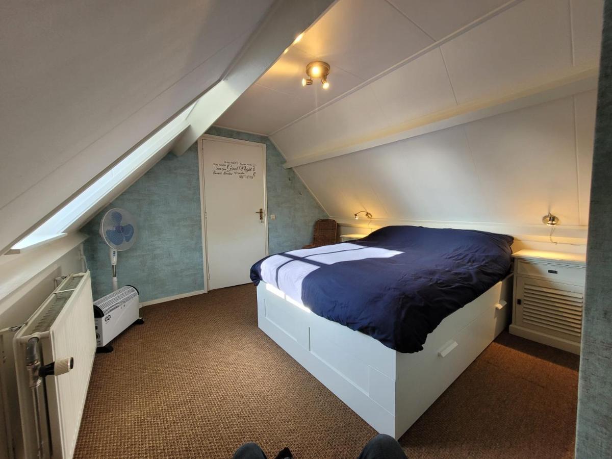 B&B Villa Giethoorn - Canalview, Privacy & Parking ภายนอก รูปภาพ